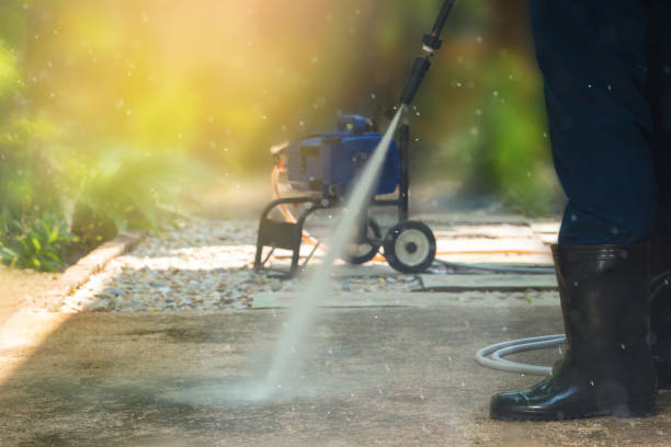 Best Oil Spill Cleanup  in St Charles, MN